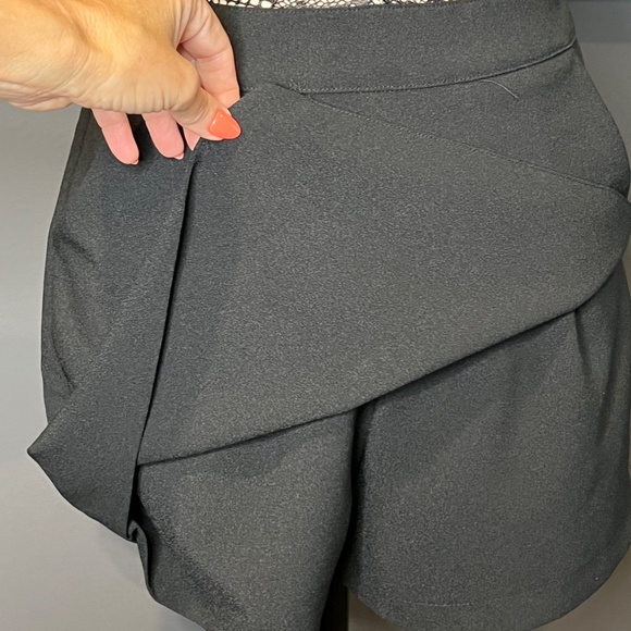 Main Strip Romper - Picture 7 of 8